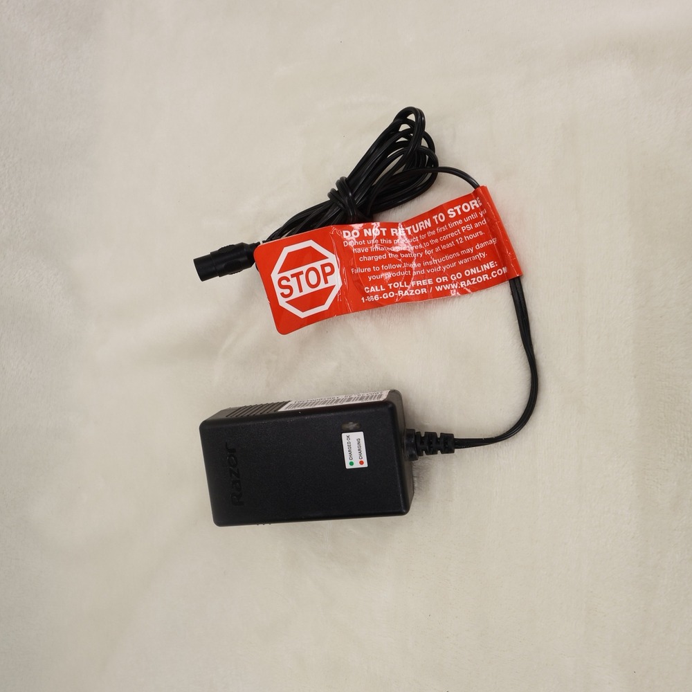 Razor 24V Battery Charger QL-09009-B2401500H 3-Pin Female Connector Black